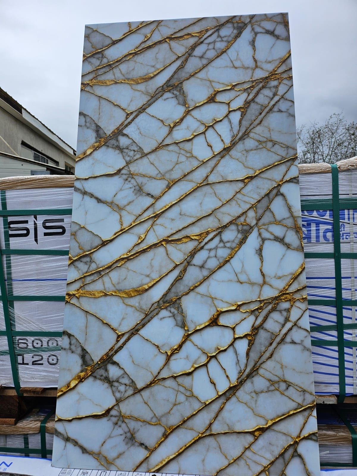 Gresie rectificata calitate premium de la 69 lei mp   Greso Granit