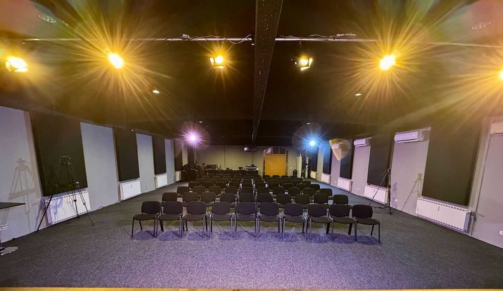 Inchiriez sala evenimente 300m2 zona Hyperion (Piata Unirii, Muncii)