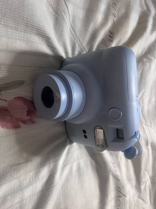 Fotoaparat yangi narxi kelishiladi