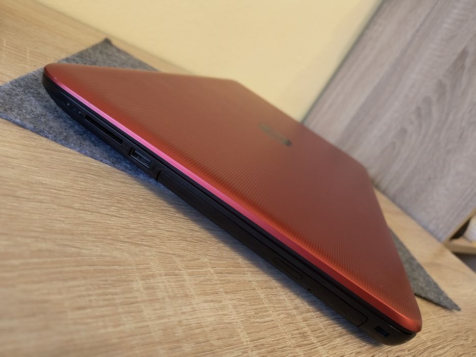 Лаптоп HP TPN-125 / 15'6 инча (inch)