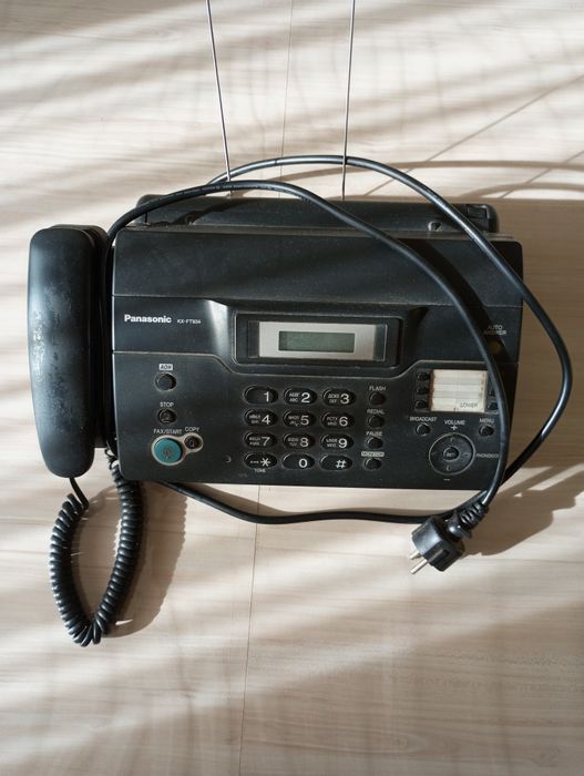 Продам телефон факс Панасоник четыре шт