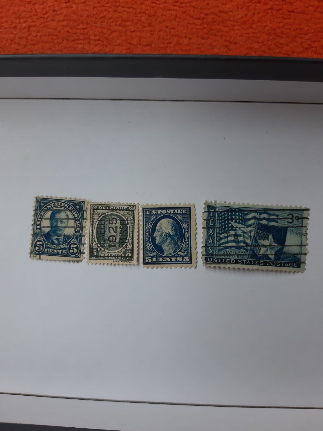 Vând 4 timbre vechi