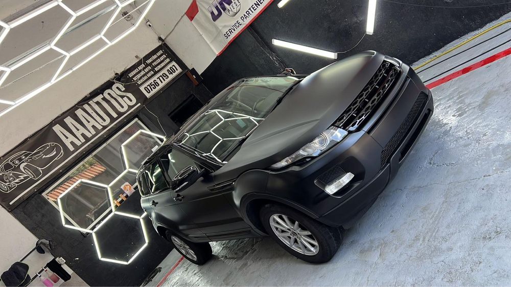 Range rover evoque