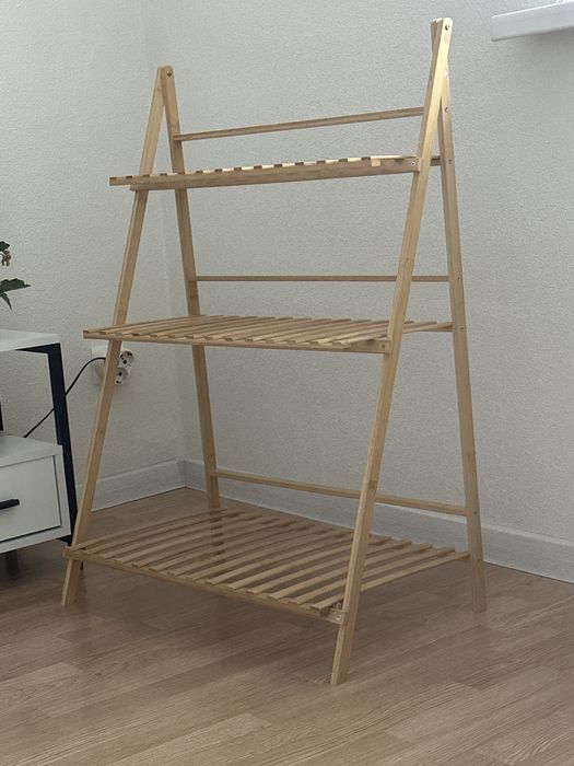 Продам стелажж новый, ширина 70 см, высоьа 95 см