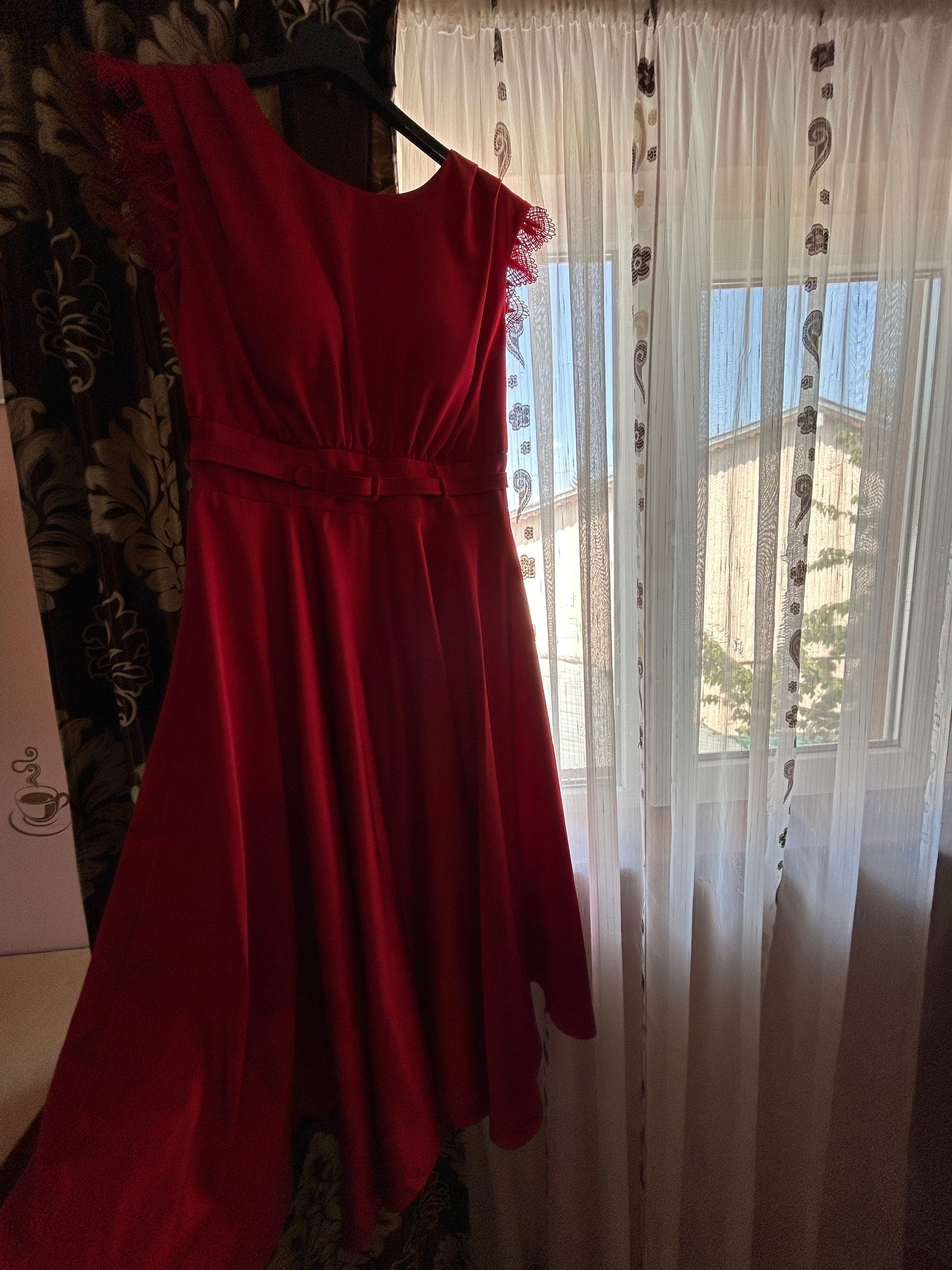Vand rochie de seara(eveniment)