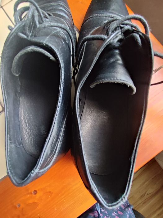 Естествена кожа черни мъжки обувки 43 номер