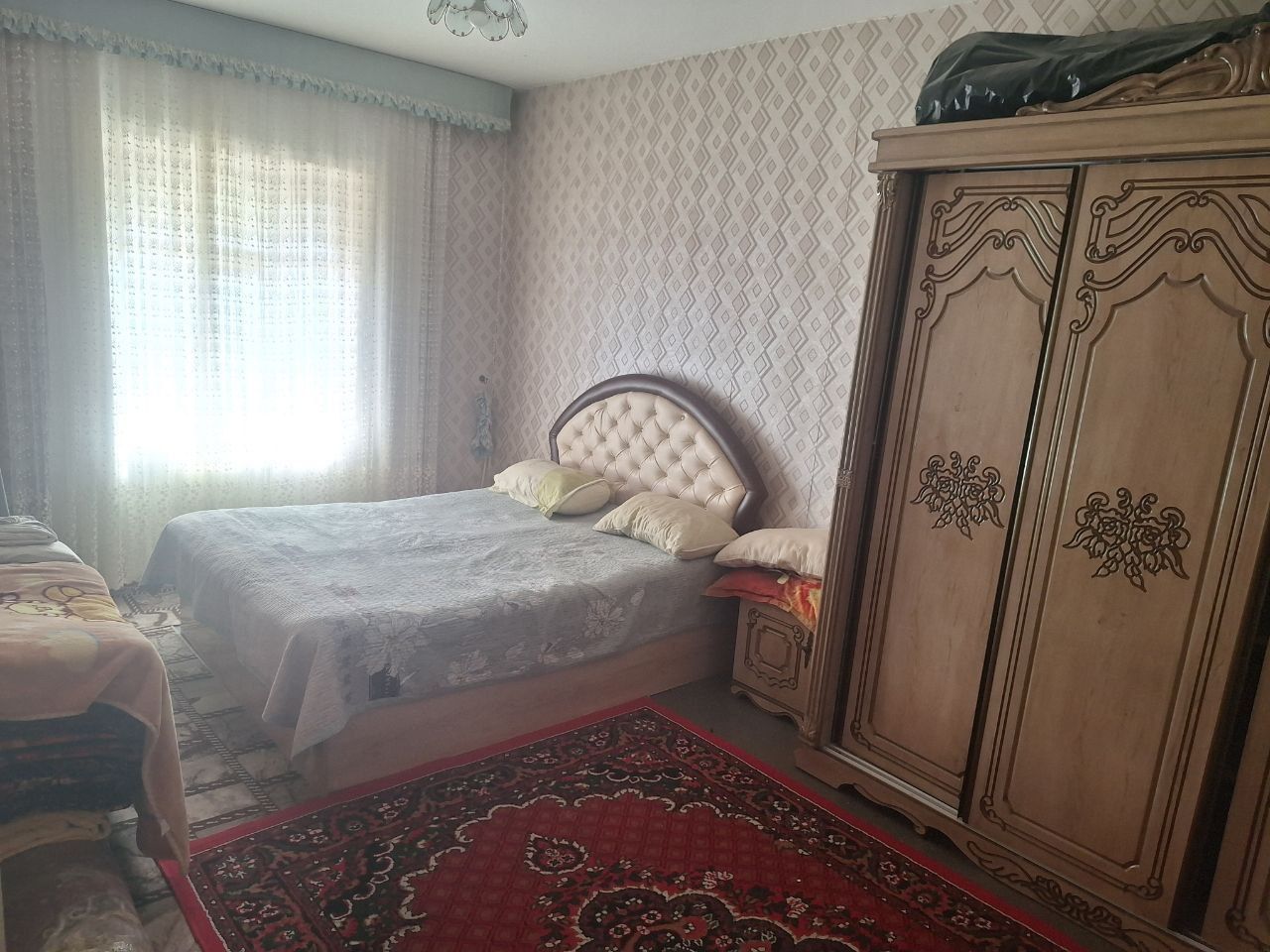 Продаётся 5 комнатная квартира в Сергели 5