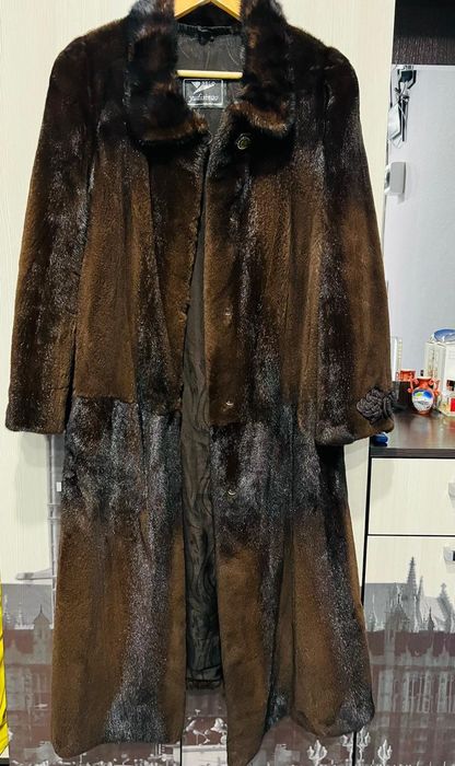 Продам норковую шубу