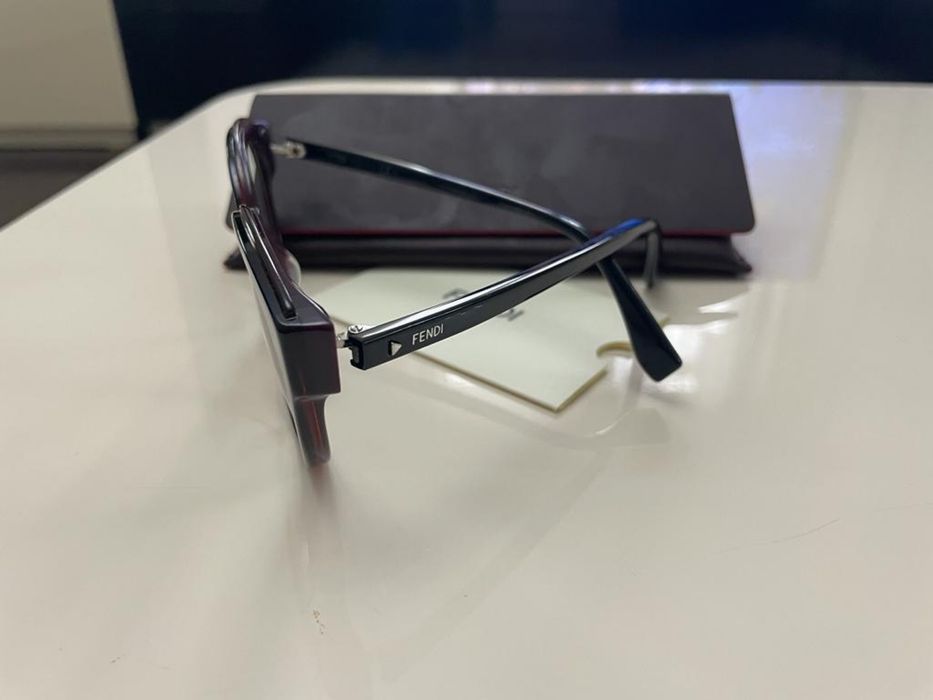 Vand ochelari  Fendi originali