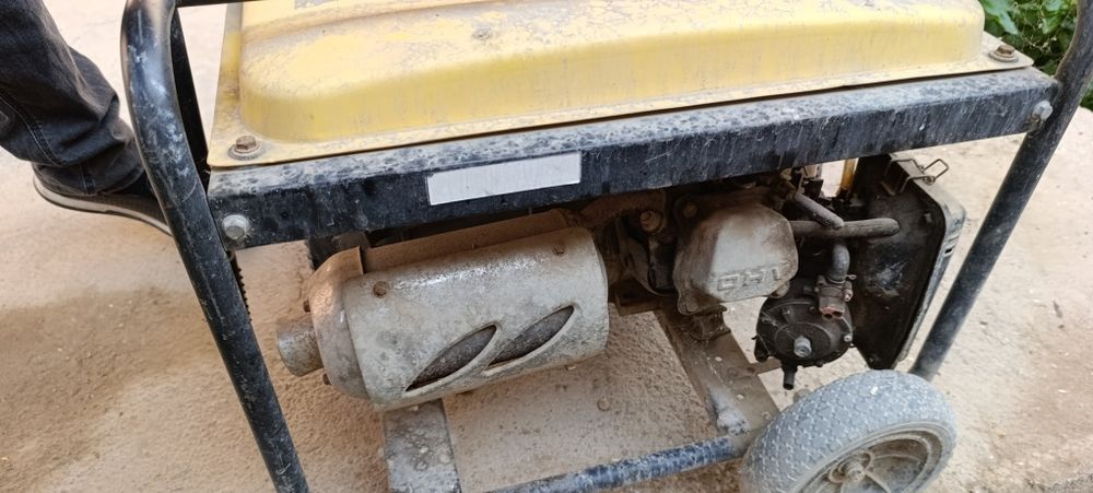Движок 3 кловтлик бензин газ ишлаб турган Гарантия