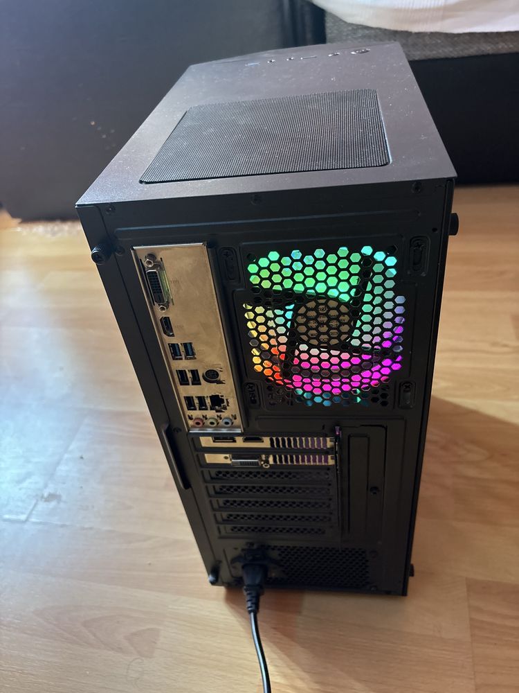 Calculator gaming Intel 10400F, GTX 1050 ti, 16 gb RAM