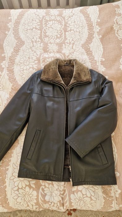 Продам кожаную куртку