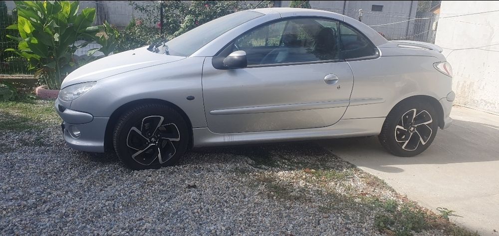 Dezmembrez peugeot 206cc