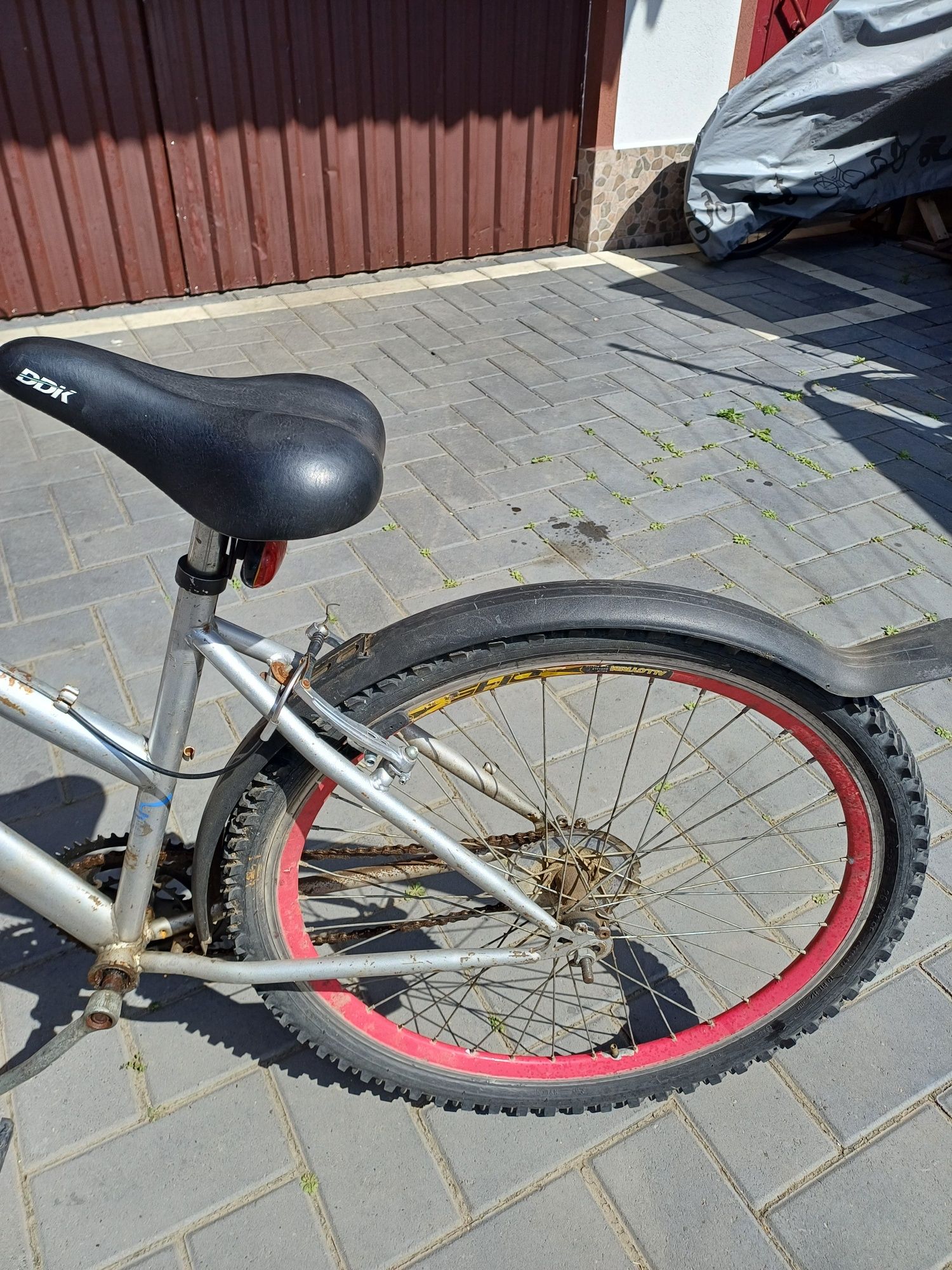 Bicicleta adulți