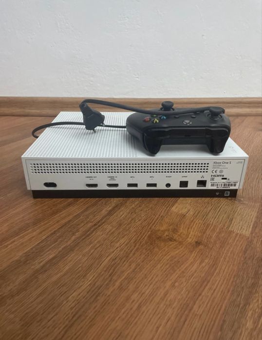 Xbox one S 1TB cu 14 jocuri
