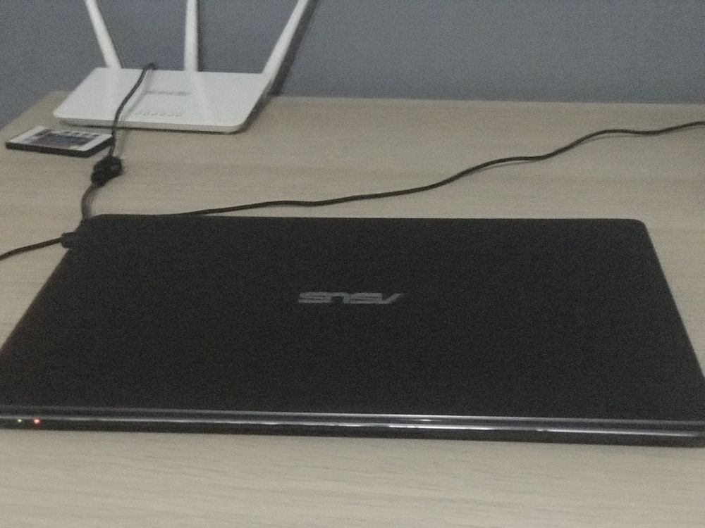 Laptop asus Light gaming (vand sau schimb cu pc, ofer diferenta)