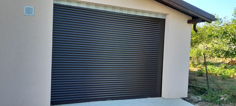 Usi garaj rulou Aluminiu