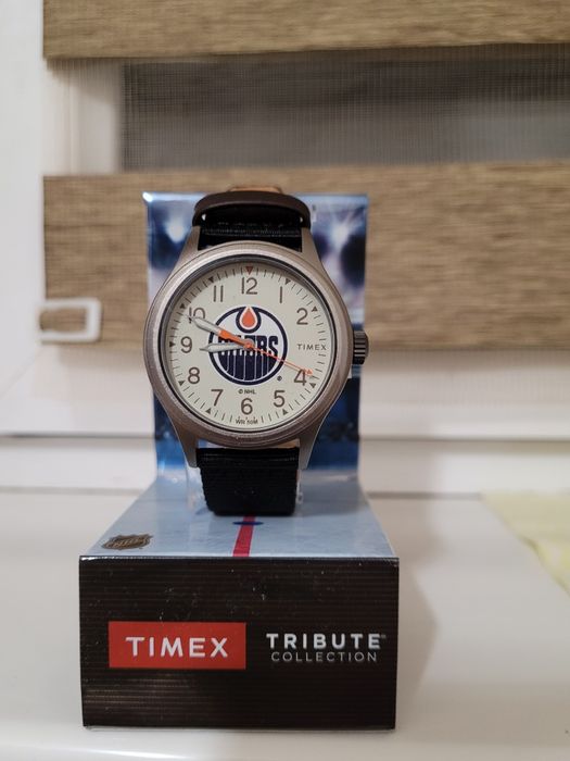 Timex NHL 40 mm часы