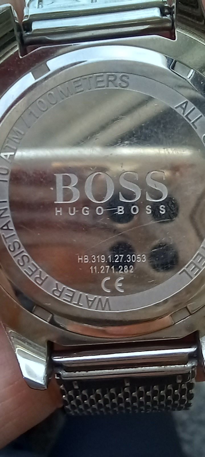 Часовник Hugo Boss Ocean Edition НАМАЛЕН