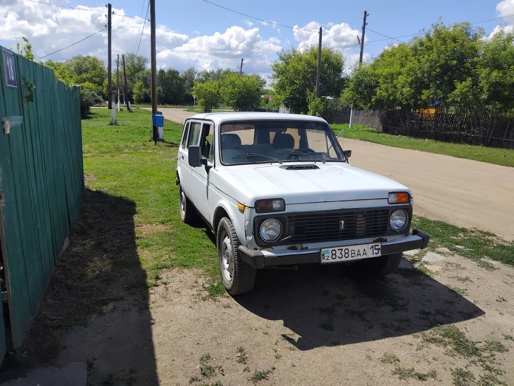 Продам  ниву в среднем состояния