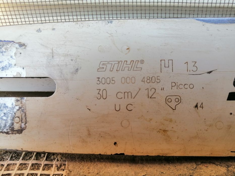 De vânzare diverse piese pt drujba Stihl AV 009 și  AV 010