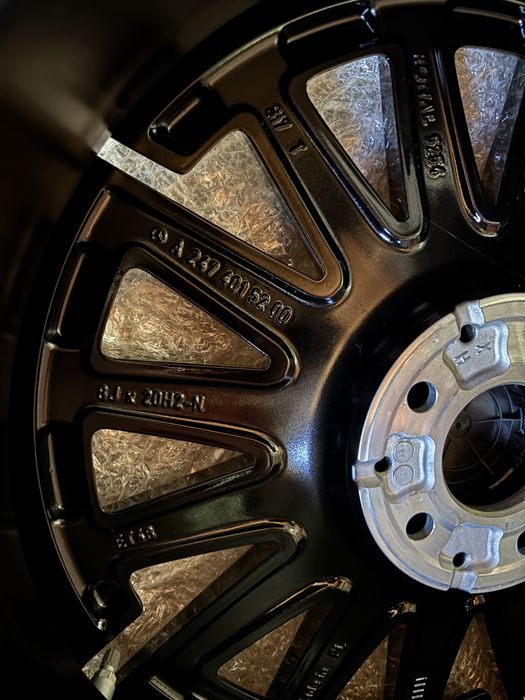 Jante Mercedes AMG GLA GLB W247 H247 X247 EQA EQB W243 Noi R20