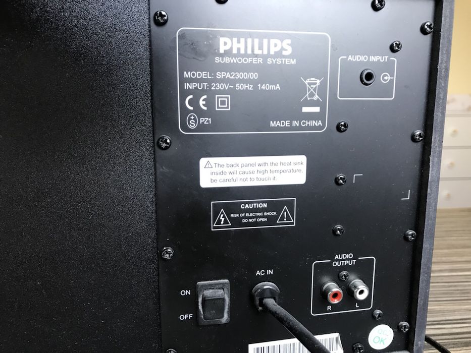 Philips Multimedia Speakers 2.1,  Високоговорители със събуфер
