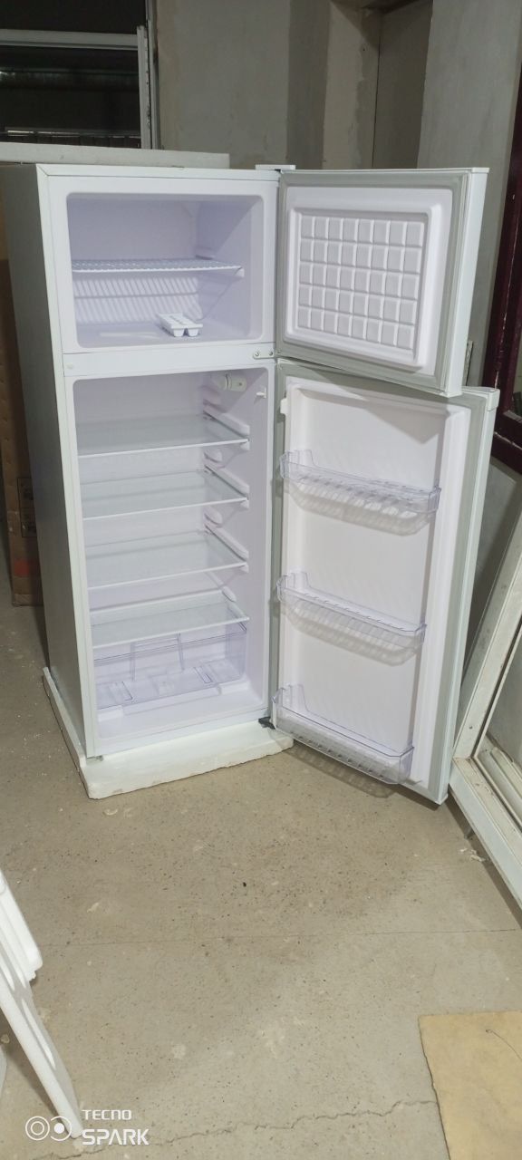 Ferre Muzlatgich Холодильник