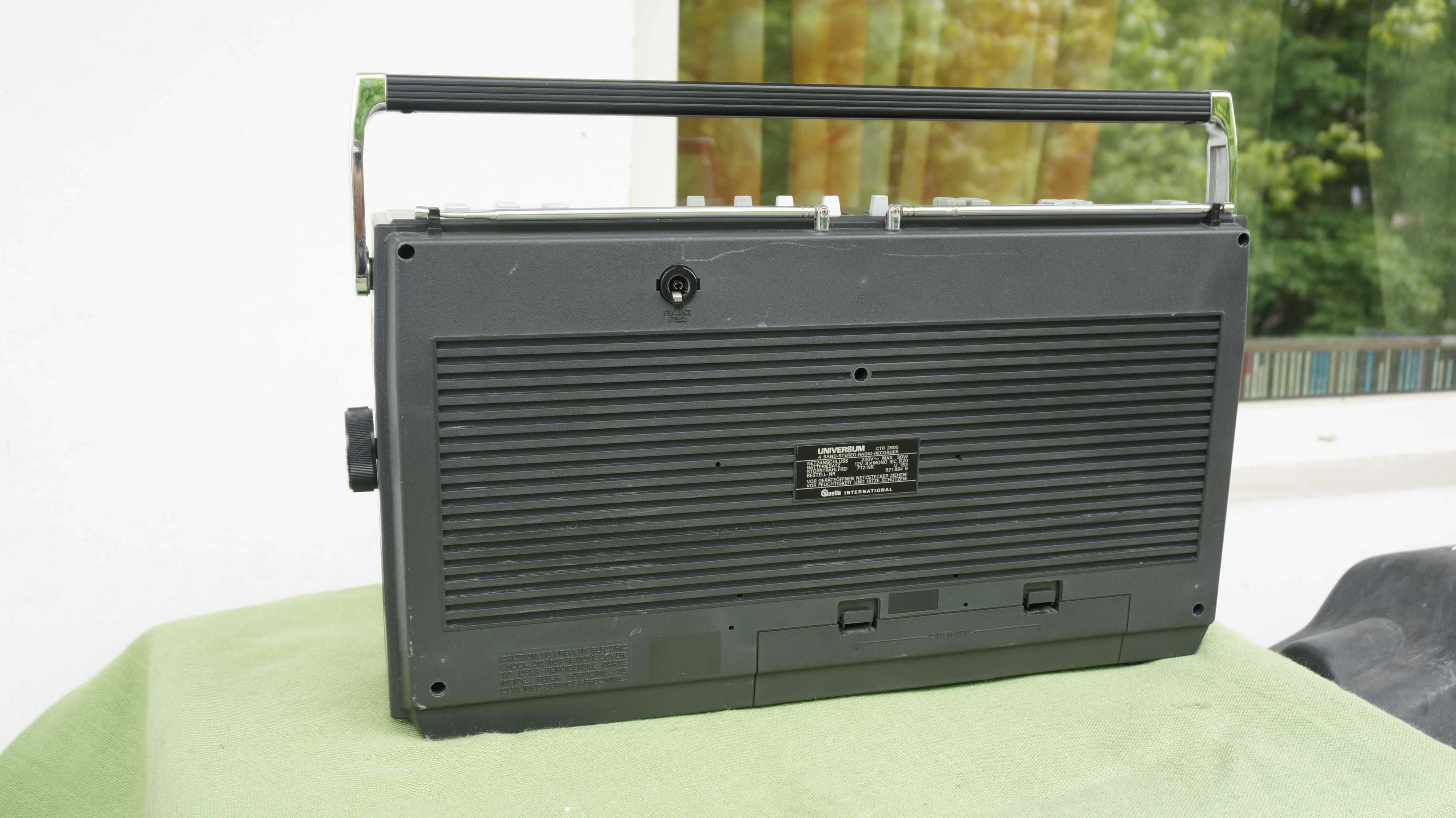 Radio casetofon boombox Universum CTR 2605 supersound 16000