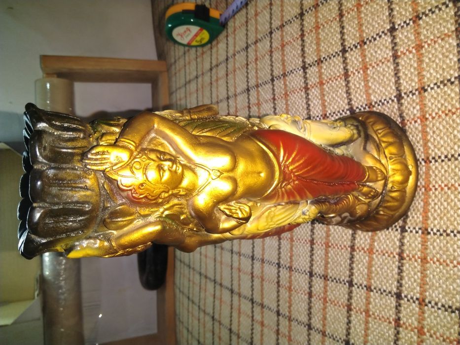 Много красиви гипсови свещници