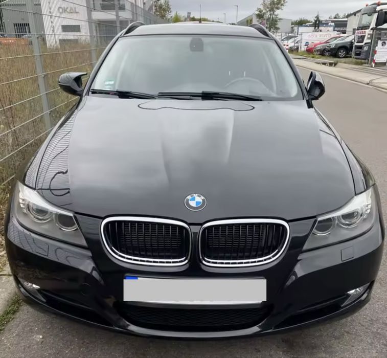 Нови Двойни черни M3 бъбреци за BMW E90 E91 facelift с Високо качество