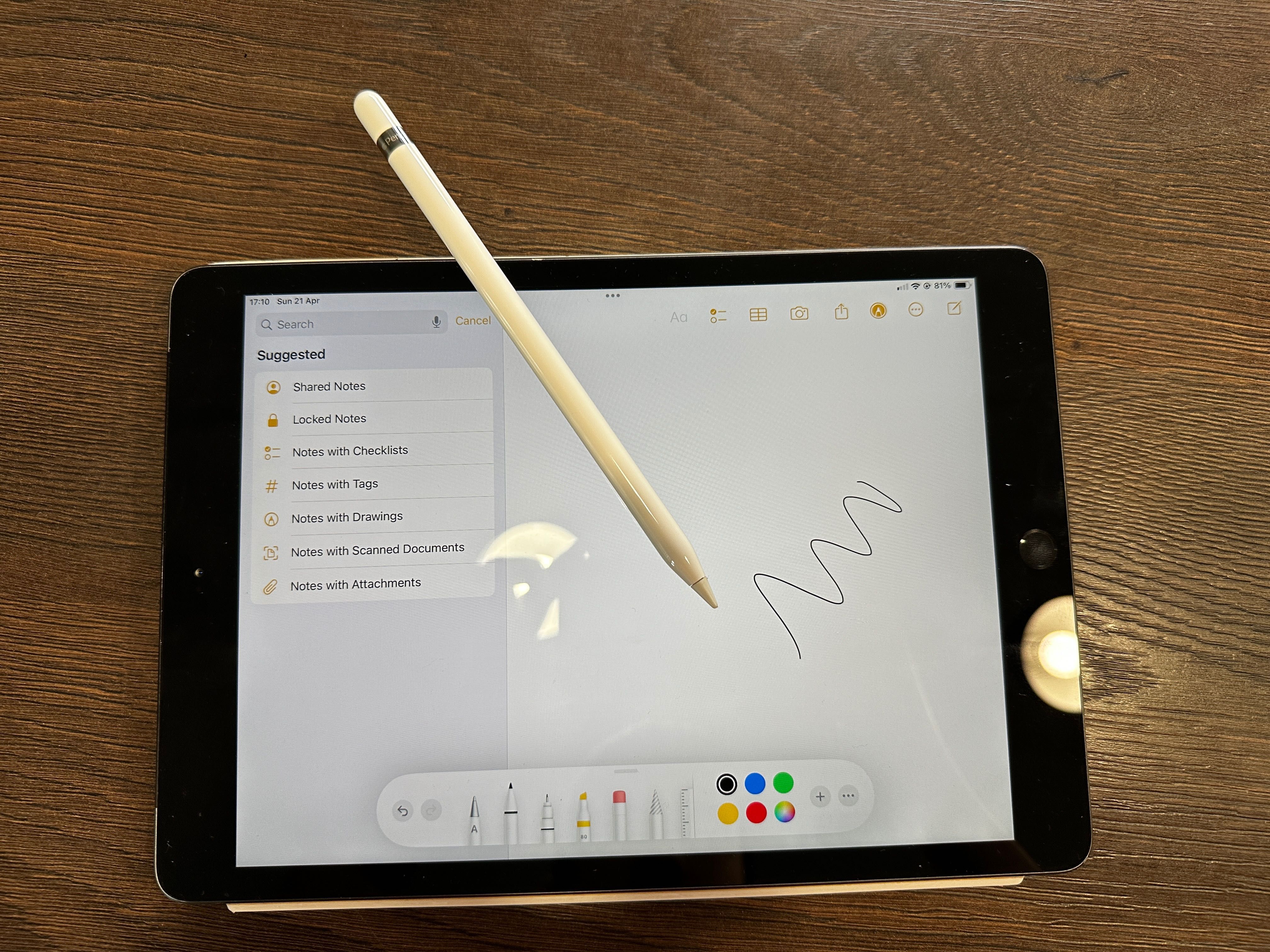 iPad 7th generation (WiFi + celular)  + Apple Pencil + Cover