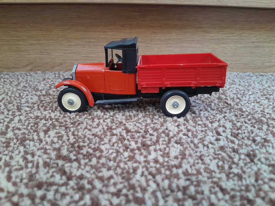 Модель АМО Ф15 бортовой СССР