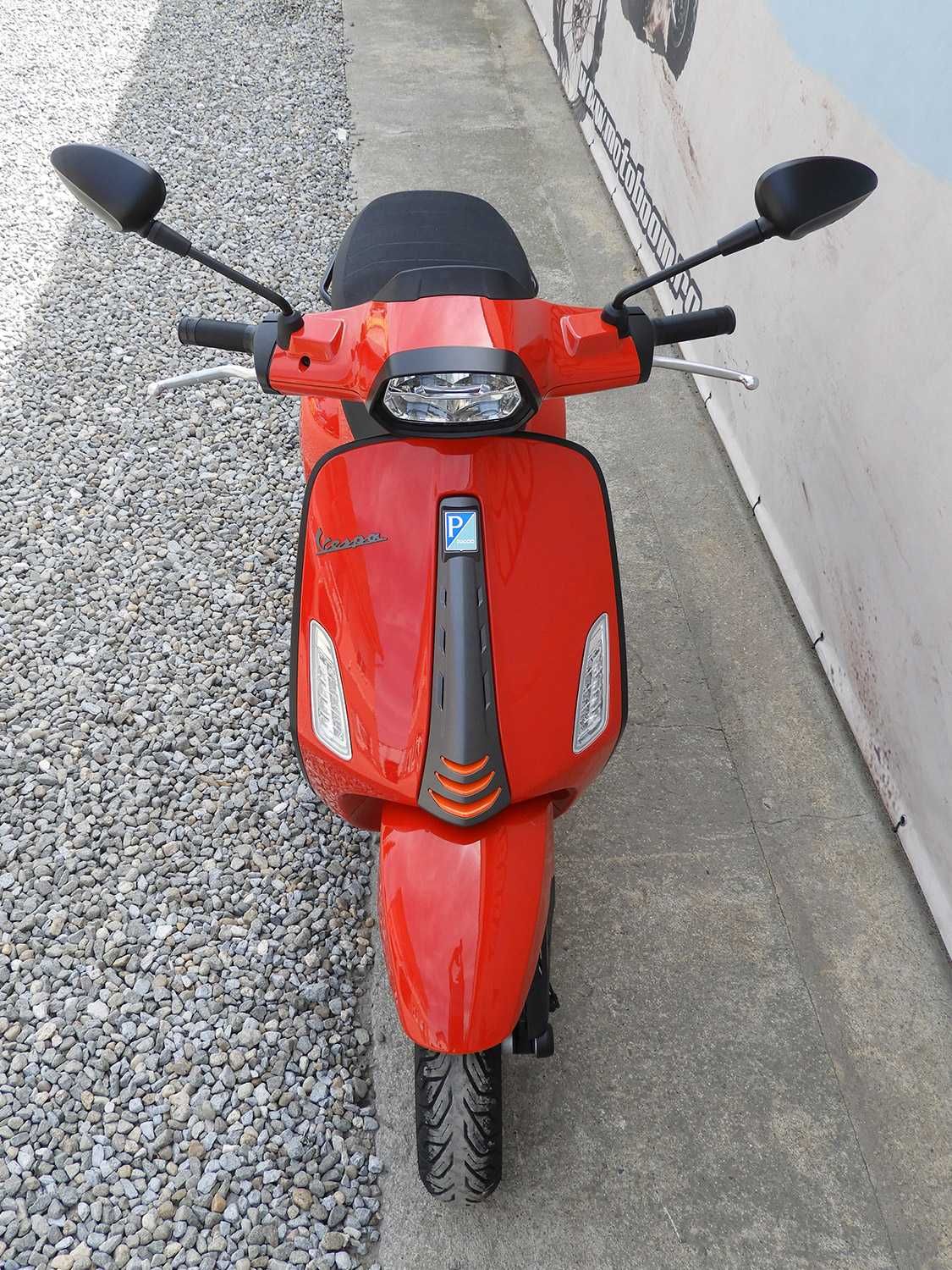 Scuter Vespa Sprint S 50 2024  | Rate | Leasing