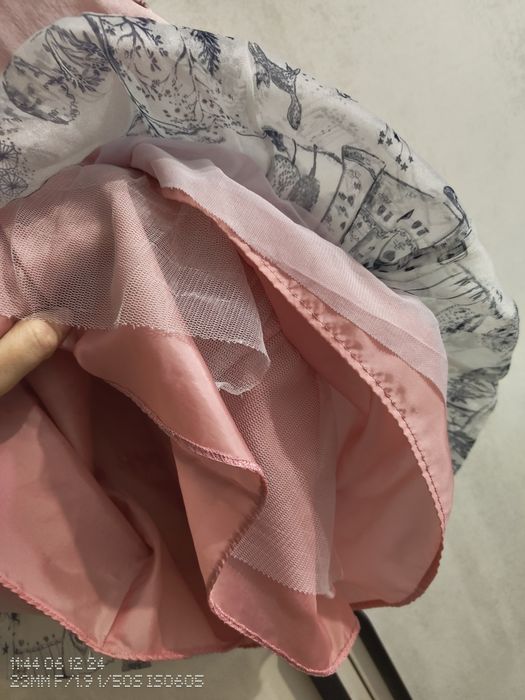 Рокля за момиче, официална