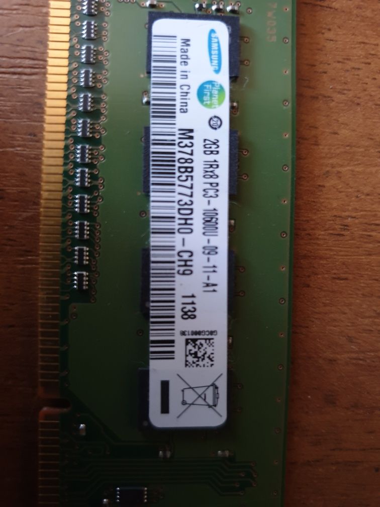 Memorii RAM 2GB DDR3