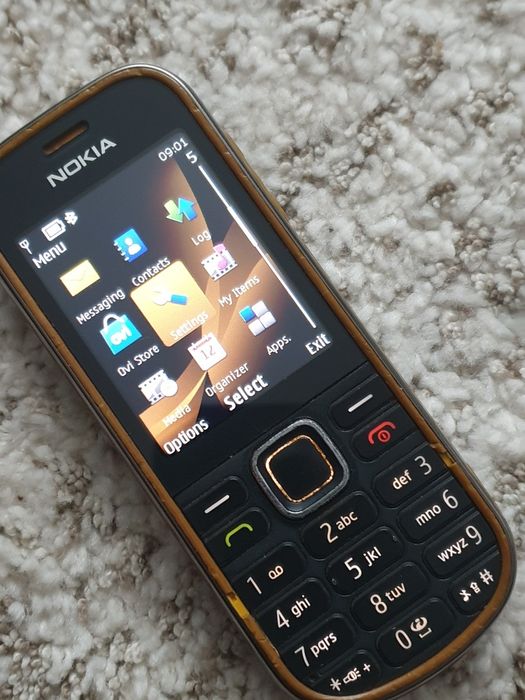 Vand Nokia 3720c