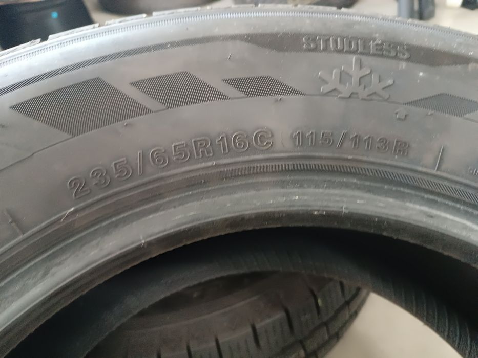 2buc Anvelope Iarna 235 65 16c Zetex dot2023