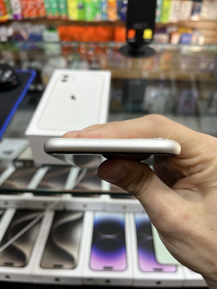 Iphone 11 128gb White Karobkali - Naqd va halol nasiya savdoga