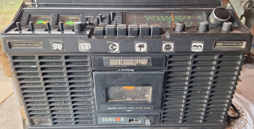Стар работещ касетофон Sencor