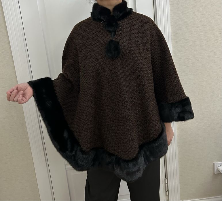 Продаю зимнюю куртку