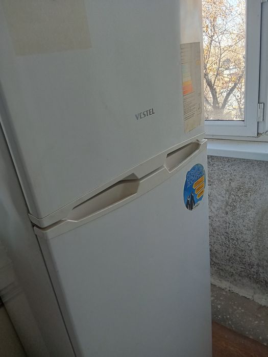 Холодильник вестел