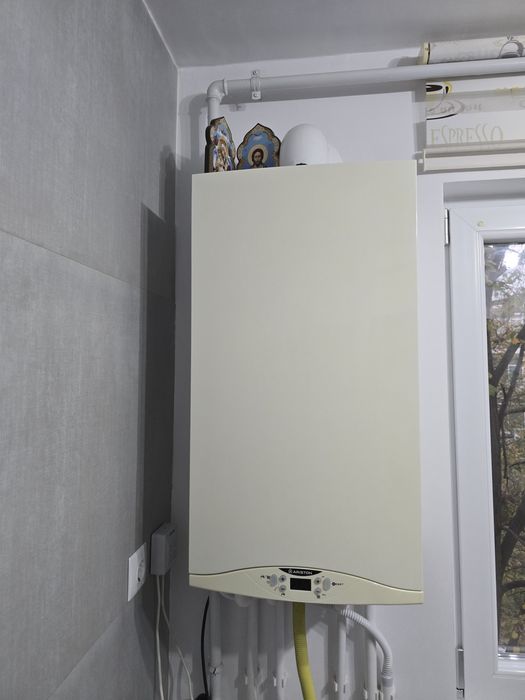 Centrala Ariston HS Premium