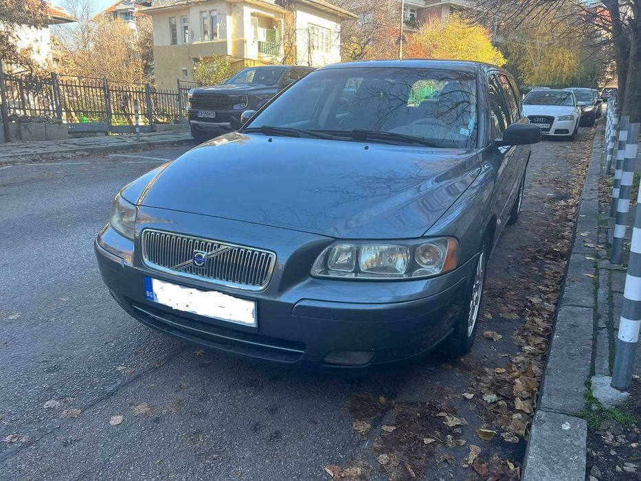 Продава Volvo V70 комби