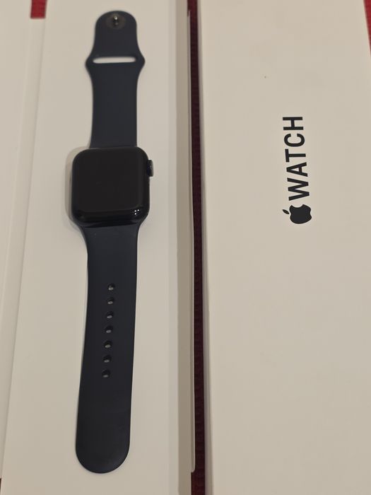 Apple watch SE, 40mm, second generation