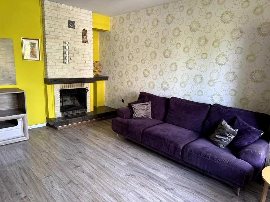 Дава се под наем Тристаен апартамент в Пловдив, Каменица 1 - 98 кв.м за 600 € - Снимка #1