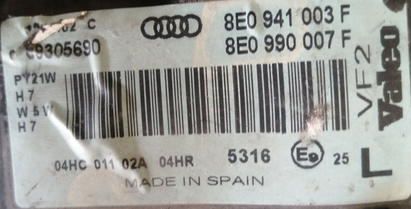 Ляв фар Ауди А4 Audi A4
Оригинален.
С Номер 8E0 941 003
Гаранция. 14 д