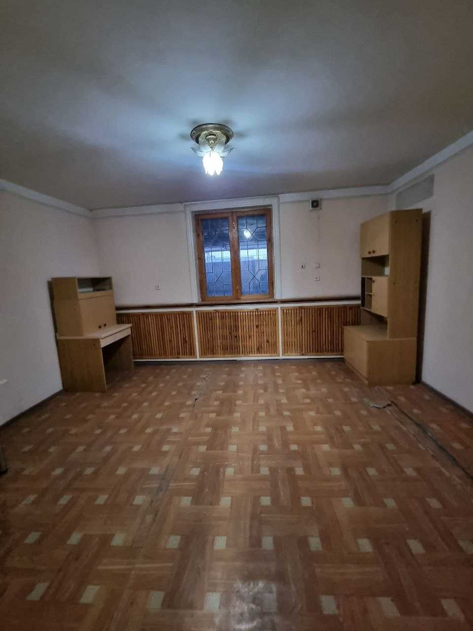 Бывшее Кафе Гаврош в Ийк Оте Юкори-Чирчикский район 10,5 соток