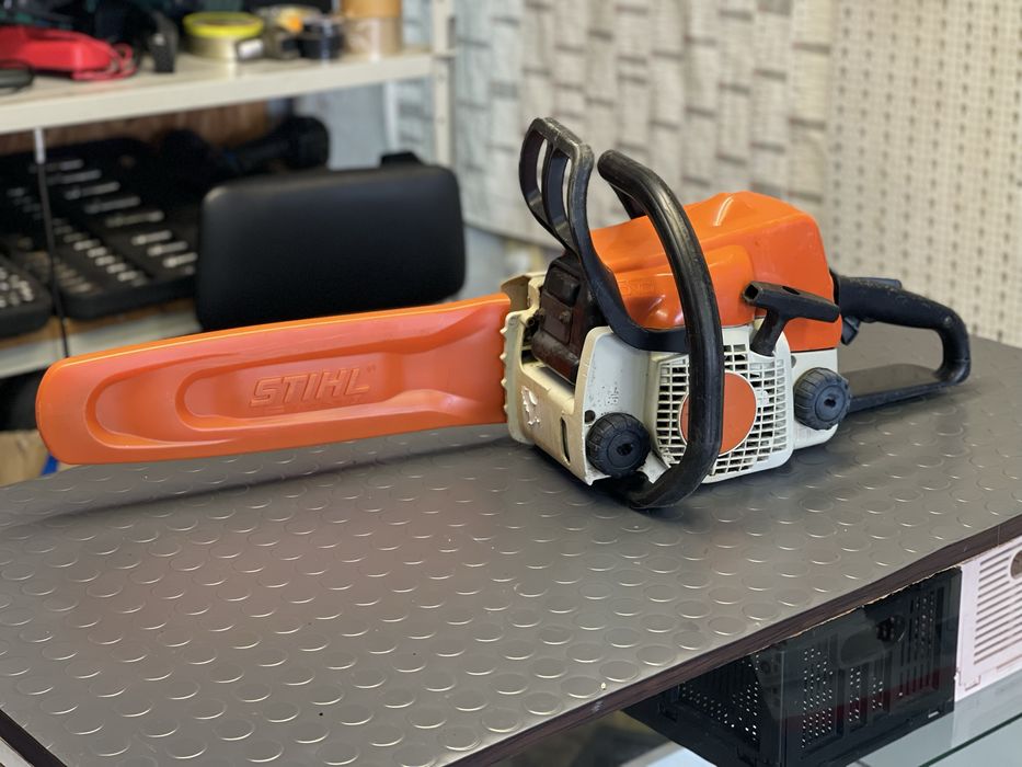 Бензинов верижен трион STIHL 018
