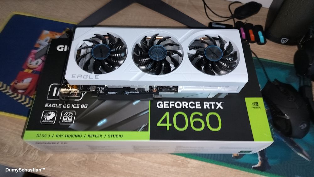 RTX 4060 8GB Gigabyte Eagle OC ICE Noua